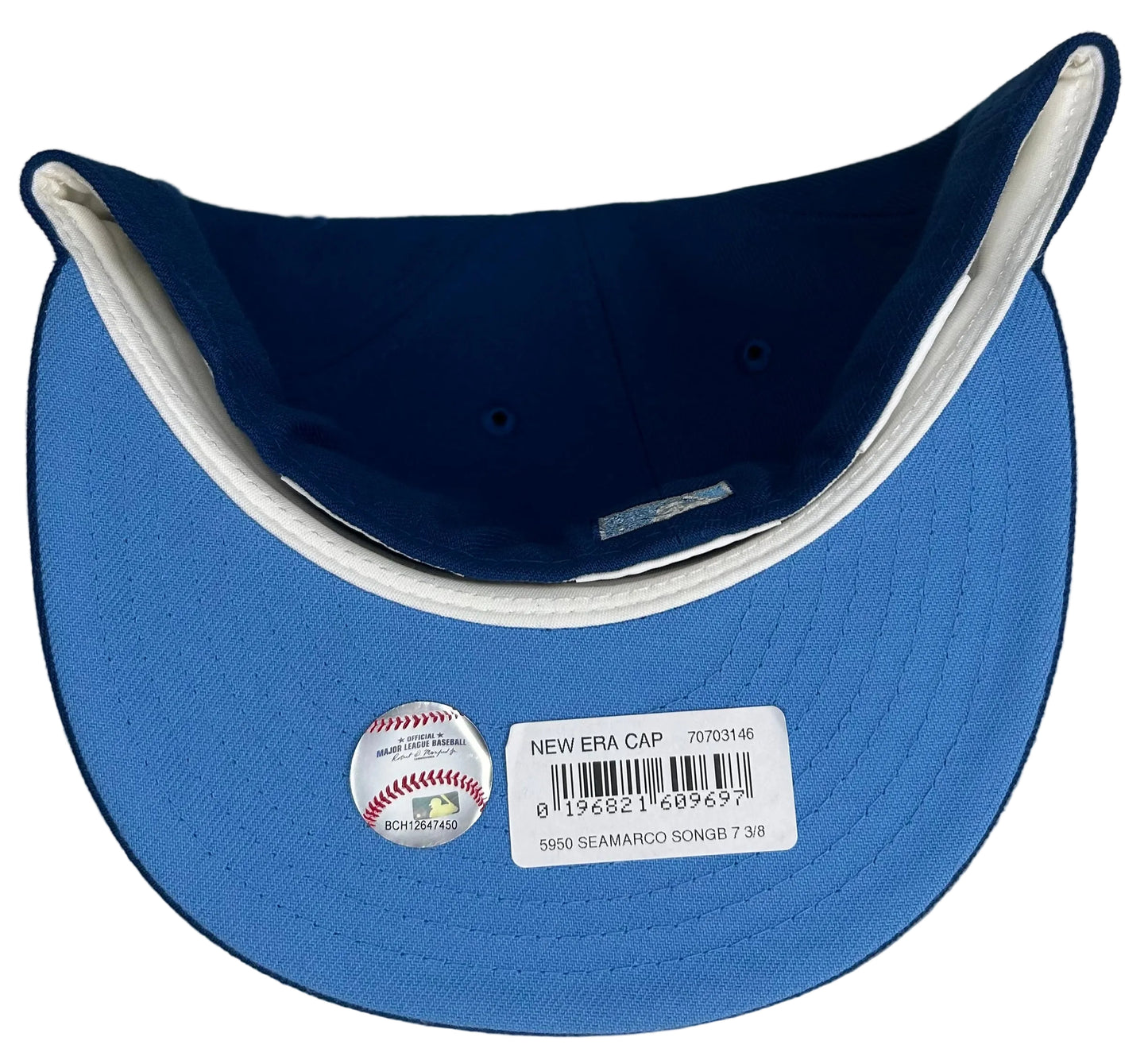 New Era 59Fifty Seattle Mariners cap features a 40th anniversary patch on the side.