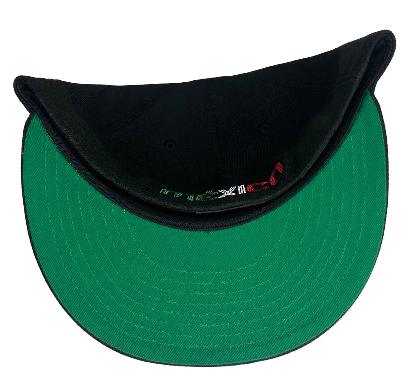 New Era 59FIFTY Mexico World Baseball Classic fitted cap features a prominent "M" logo with national flag colors.