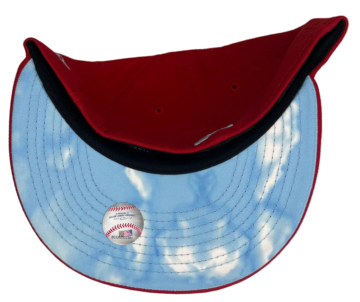 New Era Cincinnati Reds World Series Cloud Under 59fifty fitted hat.