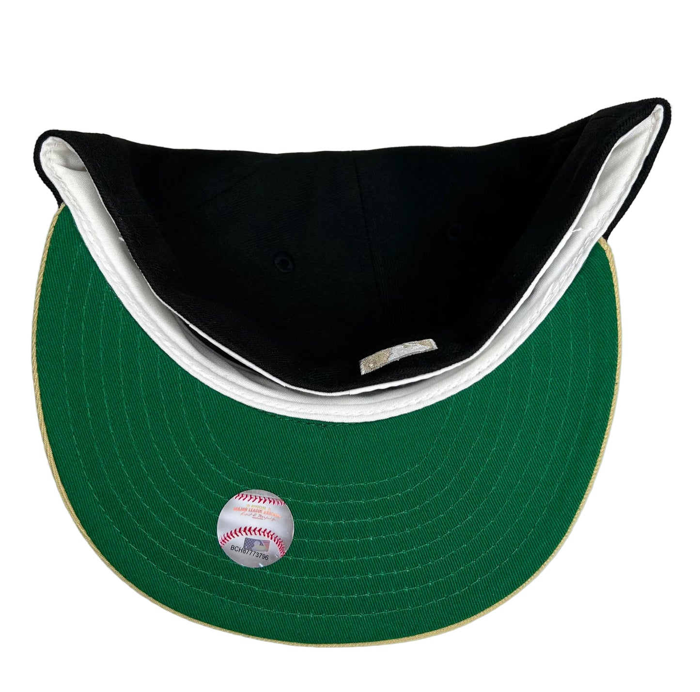New Era 59fifty Black Boston Red Sox Fitted Hat.