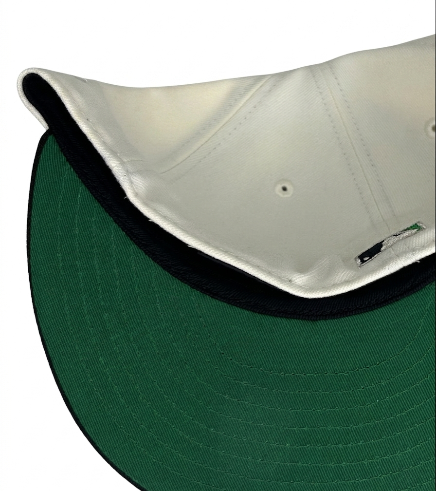 New Era San Francisco Giants 59FIFTY fitted hat features a white crown, black visor, and a special embroidered side patch of Candlestick Park.