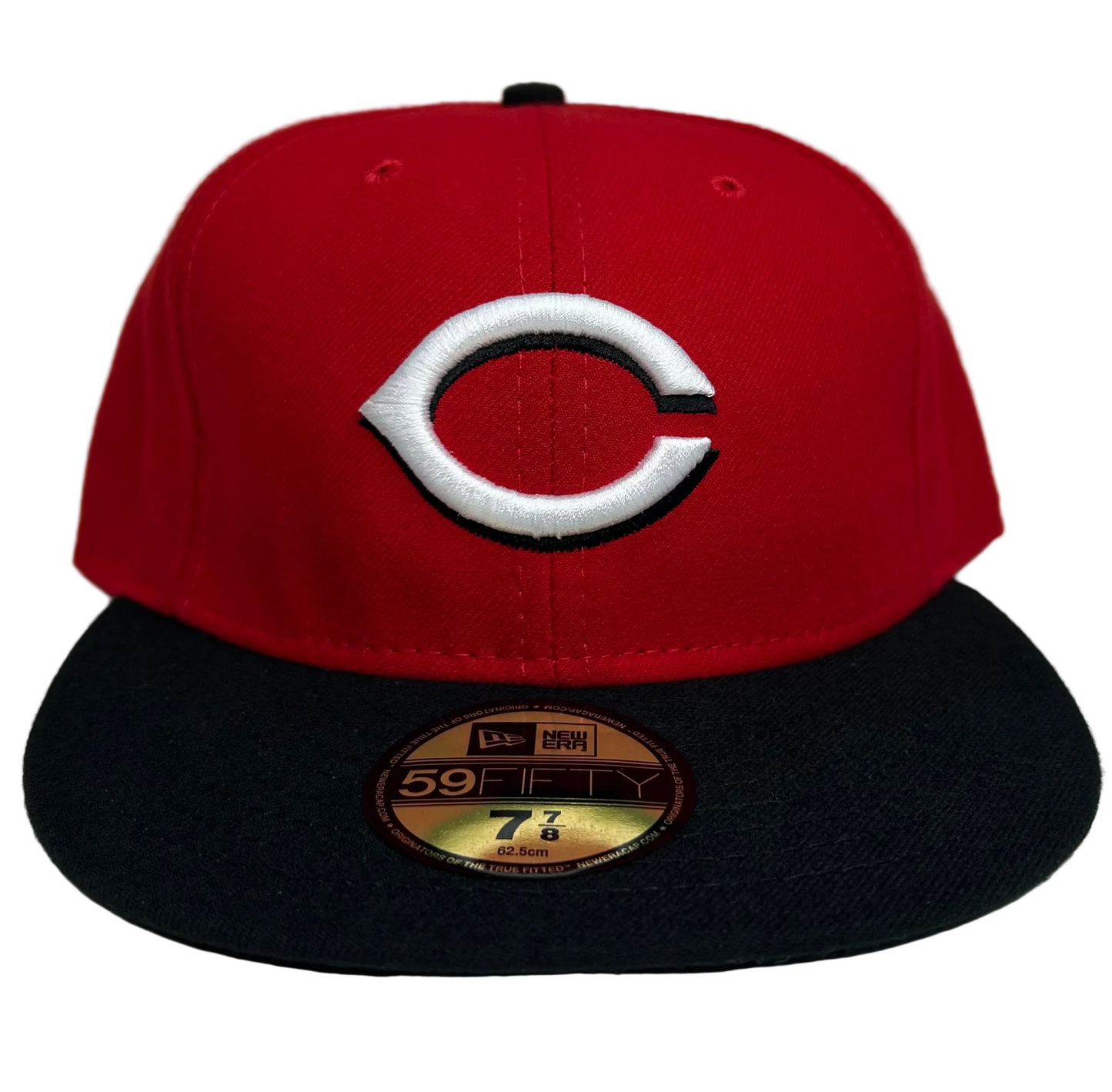 New Era Cincinnati Reds road Vintage 59FIFTY fitted hat is a structured, high-crown cap featuring the team's embroidered logo on the front and a flat visor.