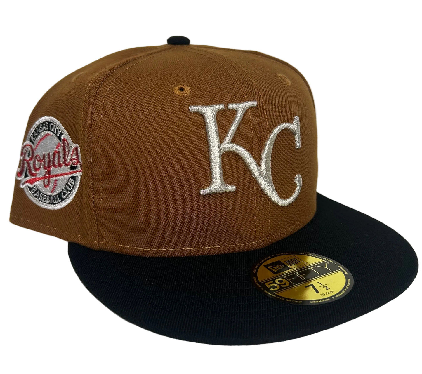 New Era Kansas City Royals 59FIFTY fitted hat features a brown crown with a black visor and a 40th-anniversary side patch.