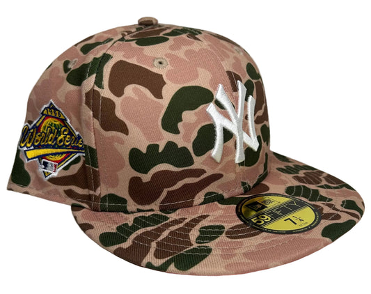 New Era 59FIFTY New York Yankees Duck Camo Fitted Hat featuring a distinct duck camo pattern and a 1996 World Series side patch.