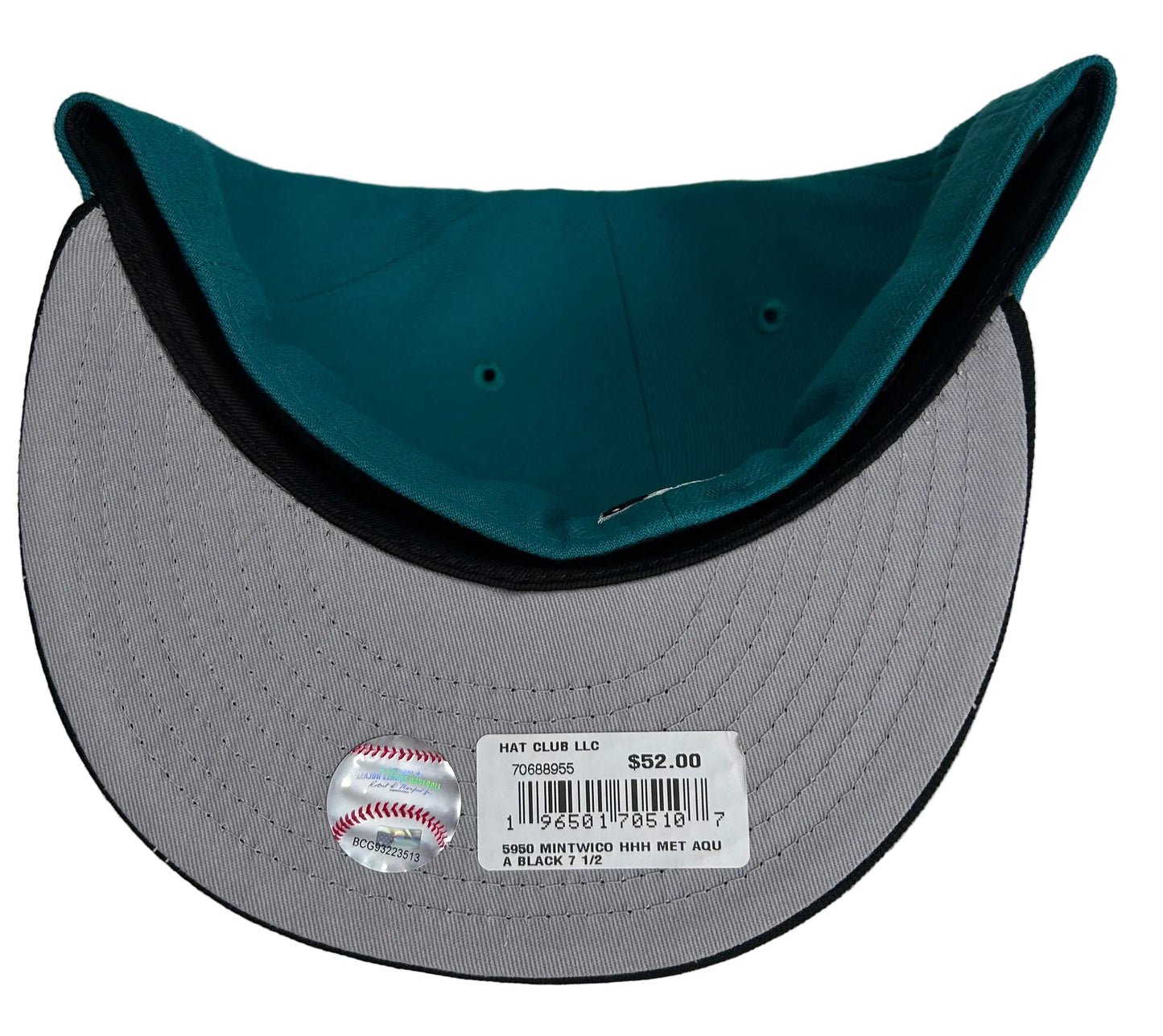 New Era 59FIFTY fitted hat features a teal crown and black visor with an embroidered Minnesota Twins logo “Copperhead.”