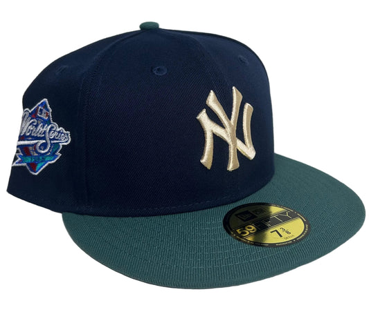 New Era 59FIFTY New York Yankees fitted cap in dark navy blue with a contrasting green visor and a commemorative 1998 World Series side patch.