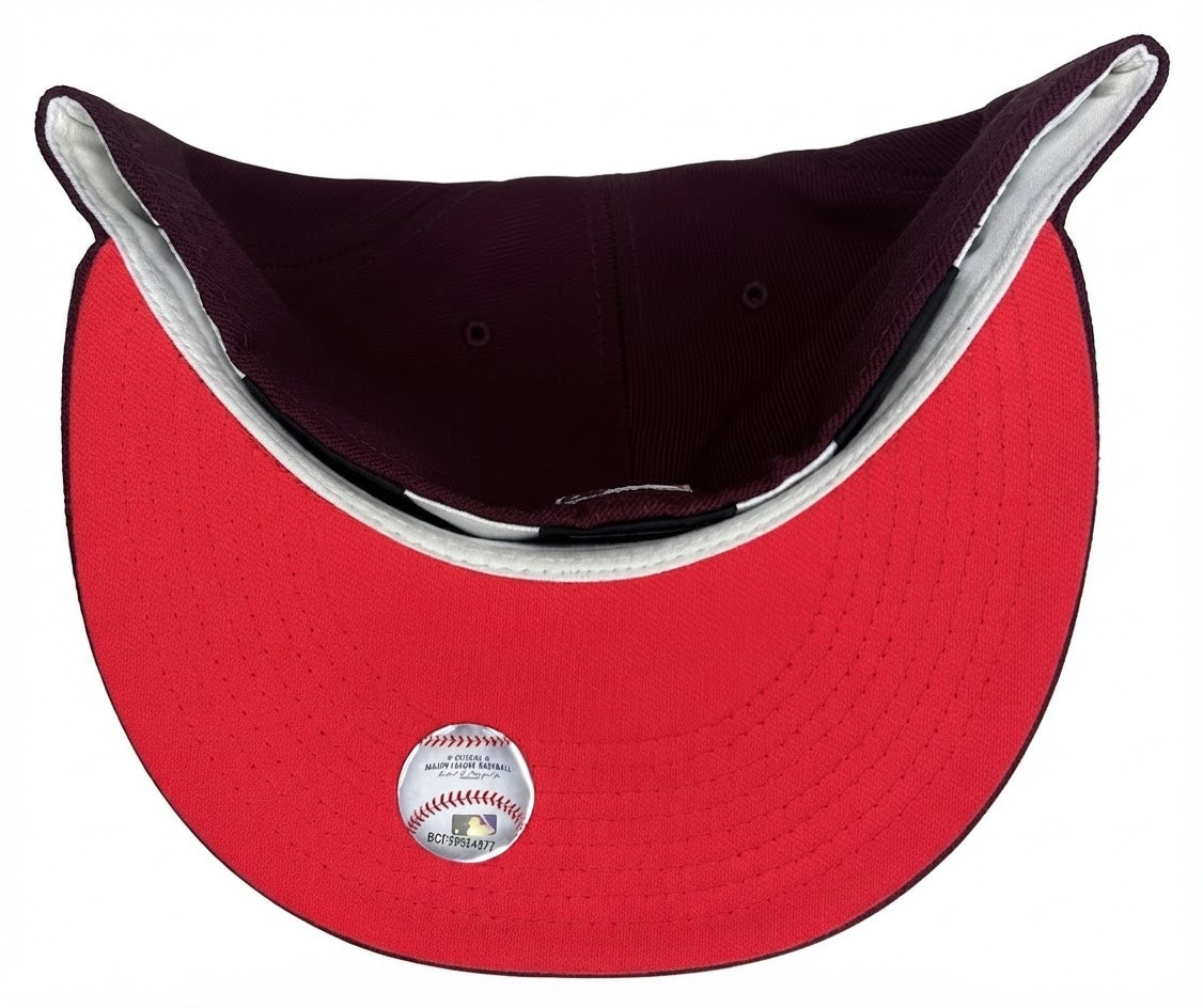 New Era 59FIFTY New York Yankees “Sweethearts”fitted hat featuring a vibrant red "NY" logo and a special World Series side patch.