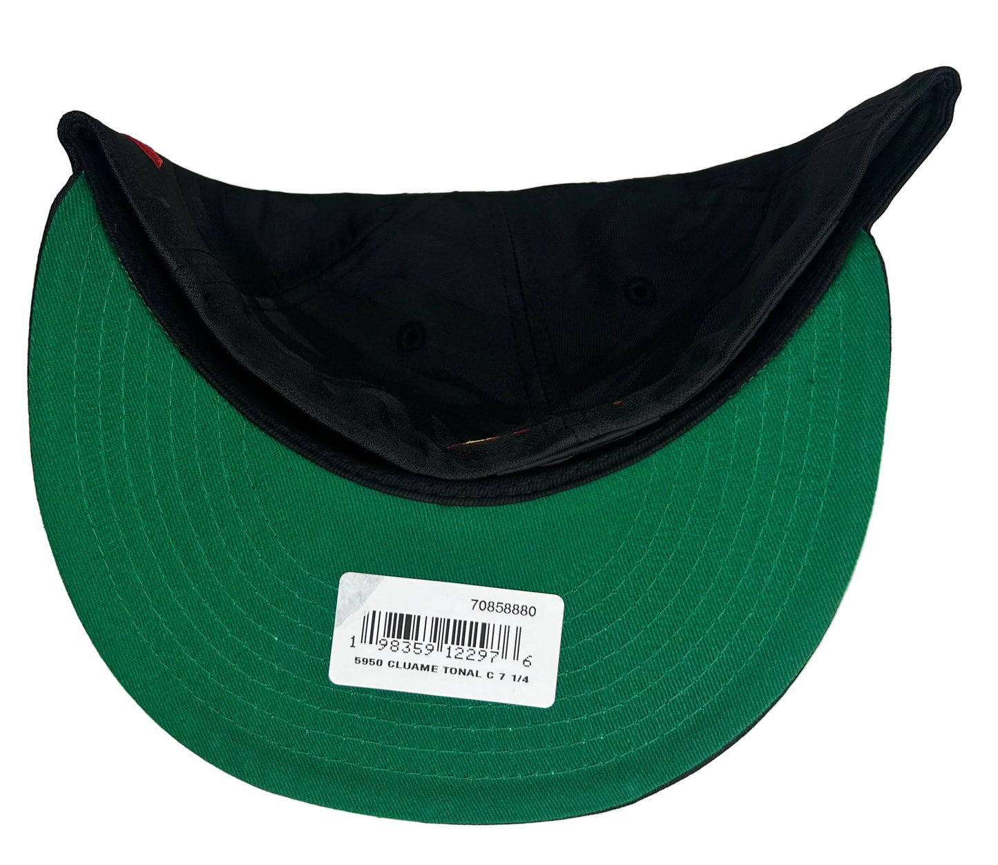 New Era black 59FIFTY fitted hat features an embroidered Club América team logo, Black ops camo.
