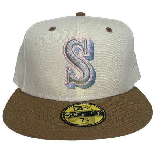 New Era Seattle Mariners 59FIFTY fitted hat featuring a two-tone design with a cream crown and a brown visor.