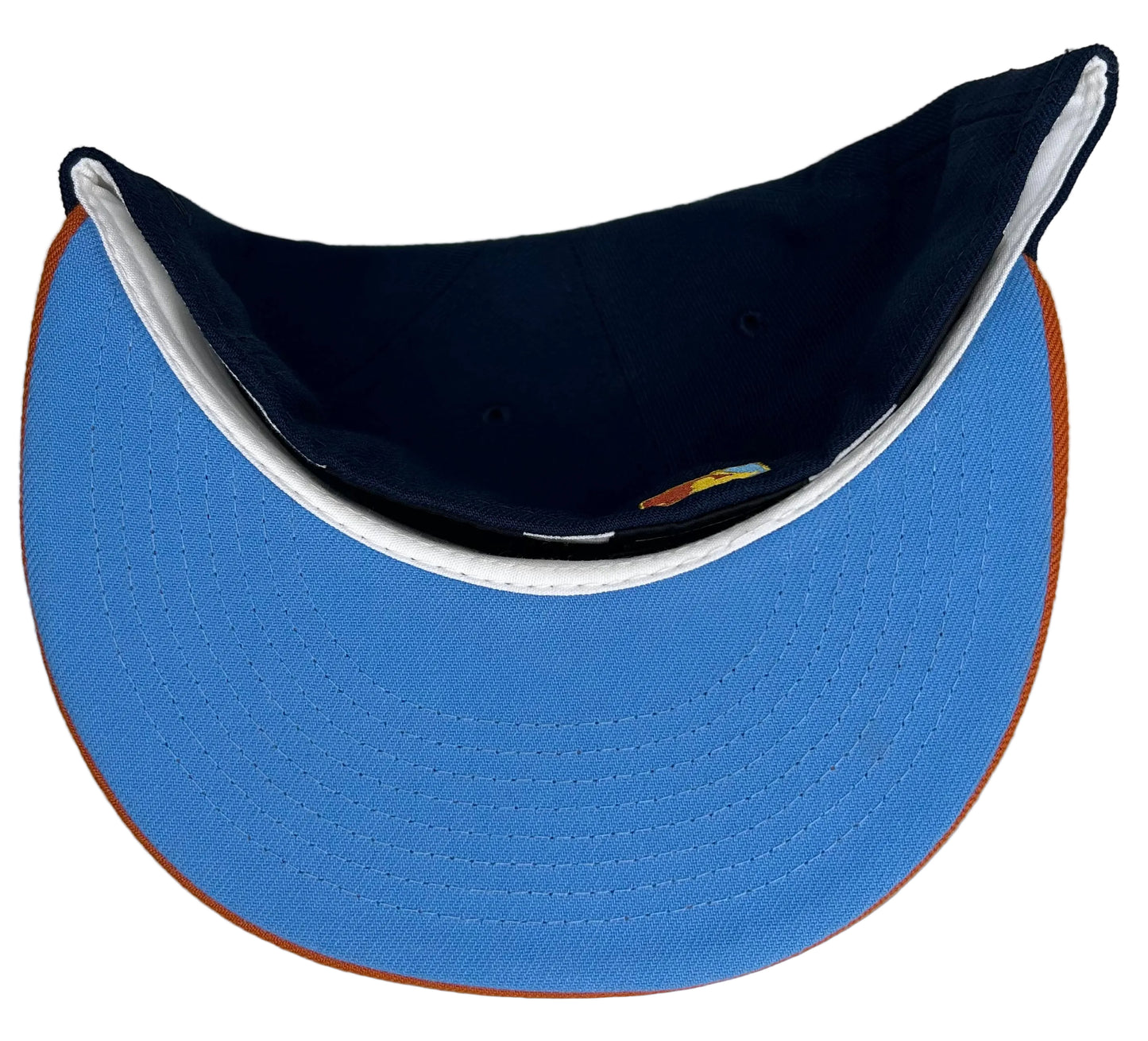 Atlanta Braves 59FIFTY Fitted Hat New Era, featuring a navy crown, orange brim, and a 2000 All-Star Game side patch.