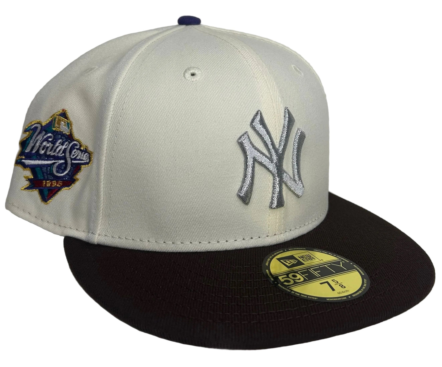 New Era 59FIFTY New York Yankees fitted cap featuring a 1998 World Series side patch.