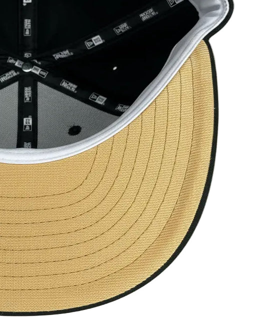New Era San Francisco Giants 59FIFTY fitted hat features a 2012 World Series patch and metallic embroidery.