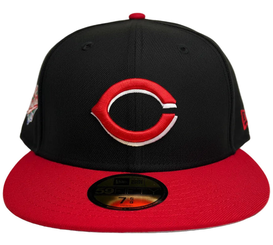 Cincinnati Reds 59FIFTY Fitted Hat by New Era, specifically an "Alternate Authentic Collection On-Field" 2-Tone model, custom version featuring 1990 World Series Side Patch.