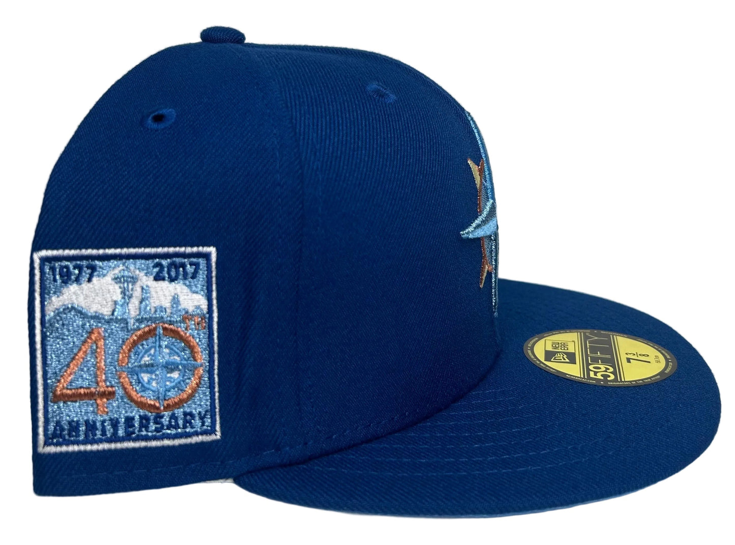 New Era 59Fifty Seattle Mariners cap features a 40th anniversary patch on the side.