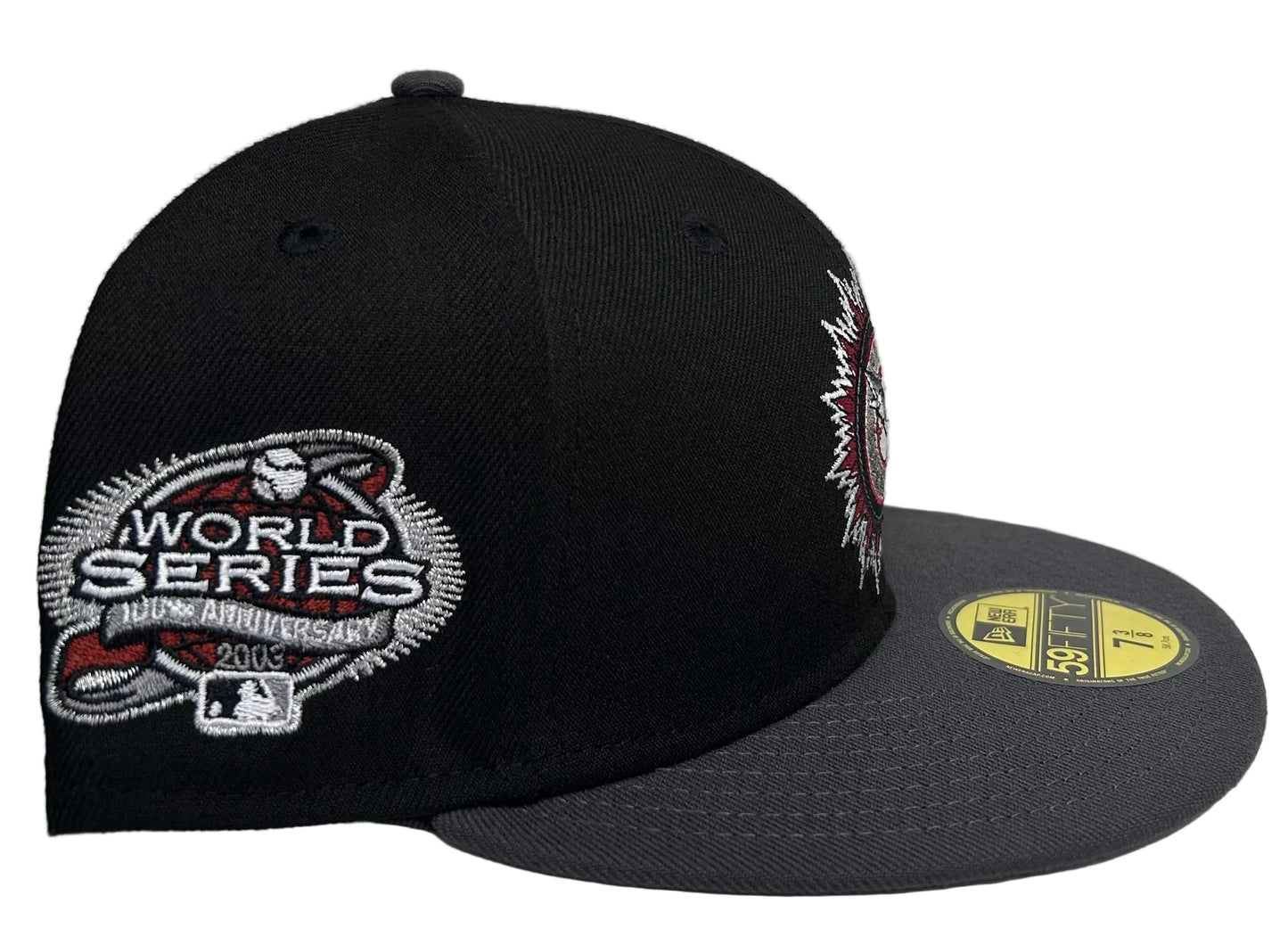 New Era 59FIFTY Florida Marlins "Jeepers Creepers" Horror Pack fitted hat in black, gray, and red with a World Series side patch.