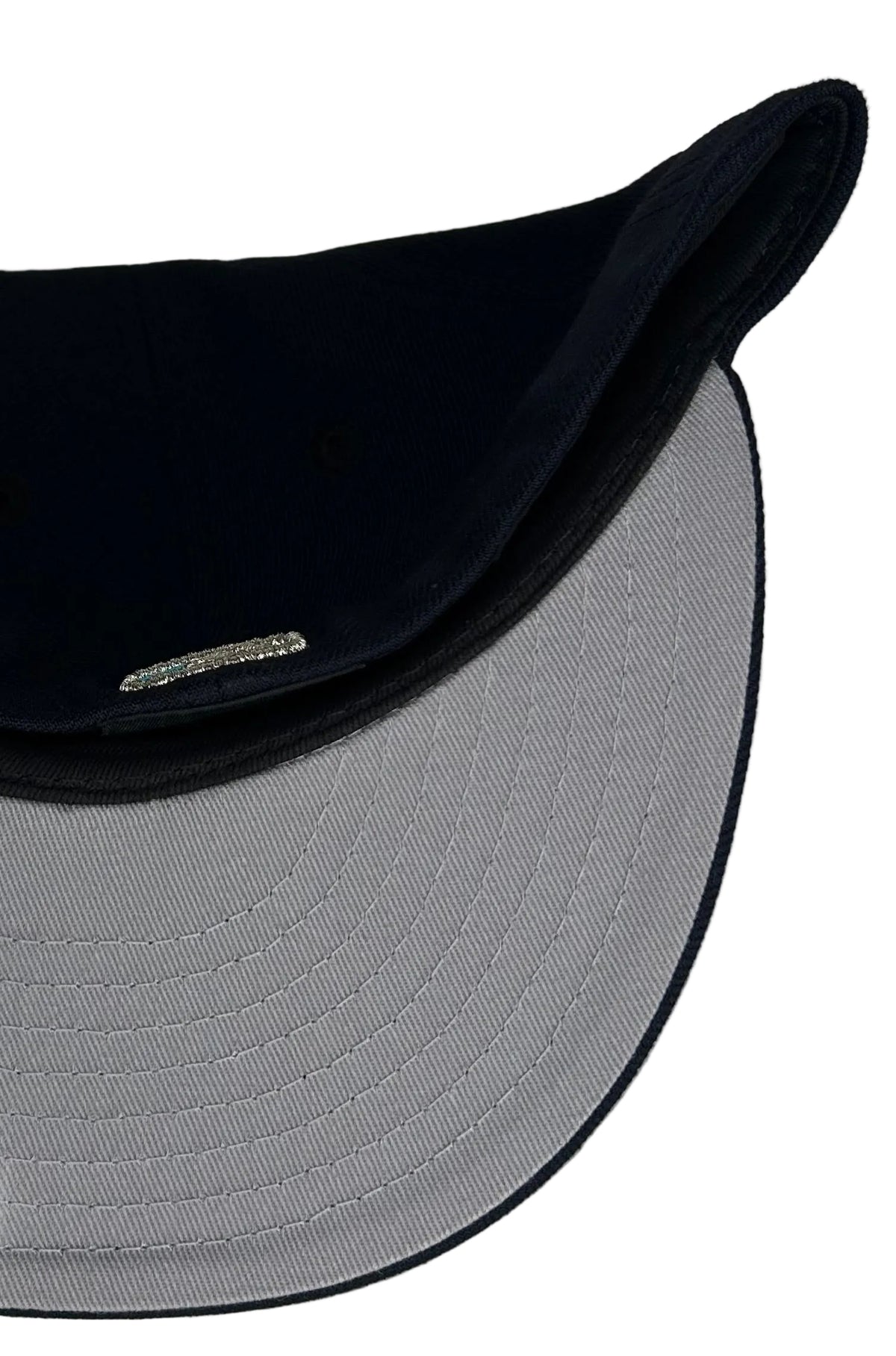New Era 59FIFTY Fitted Seattle Mariners Navy W/ a SP & Gray UV.