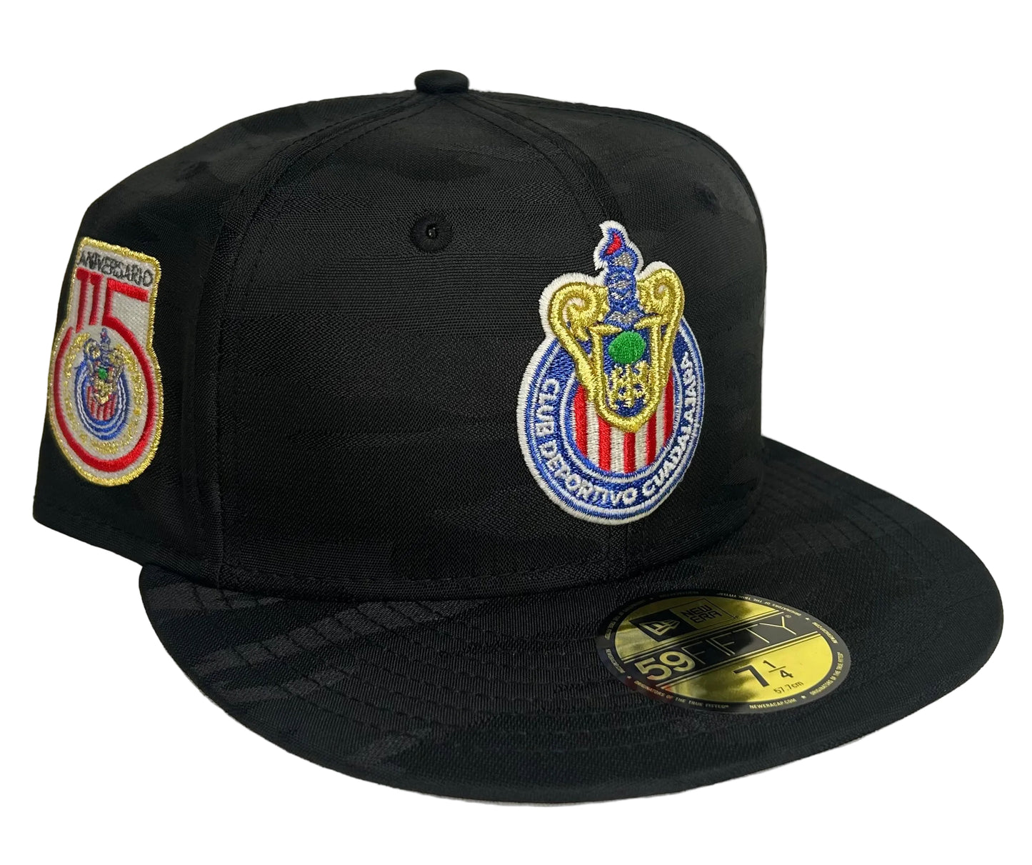 New Era Club Deportivo Guadalajara Chivas Black ops Liga Mexico 115th Anniversary Patch 59FIFTY fitted cap featuring a black base and a special anniversary patch on the side.