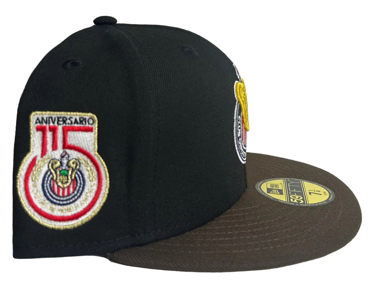 New Era Chivas de Guadalajara Liga Mexico 115th Anniversary Patch 59FIFTY fitted cap featuring a black crown and a brown visor.