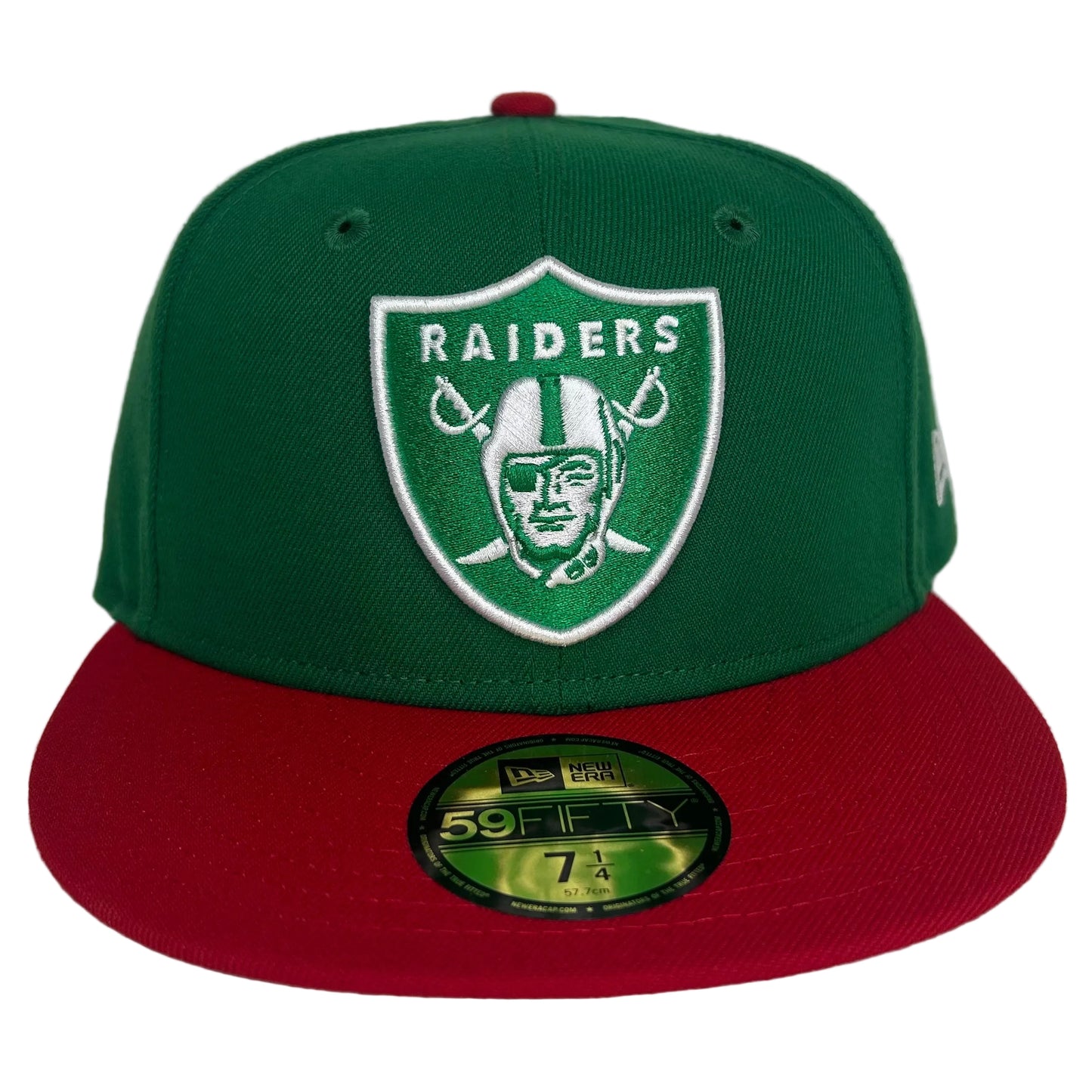 Las Vegas Raiders “Mexico” 59FIFTY fitted hat by New Era featuring a green crown and red brim