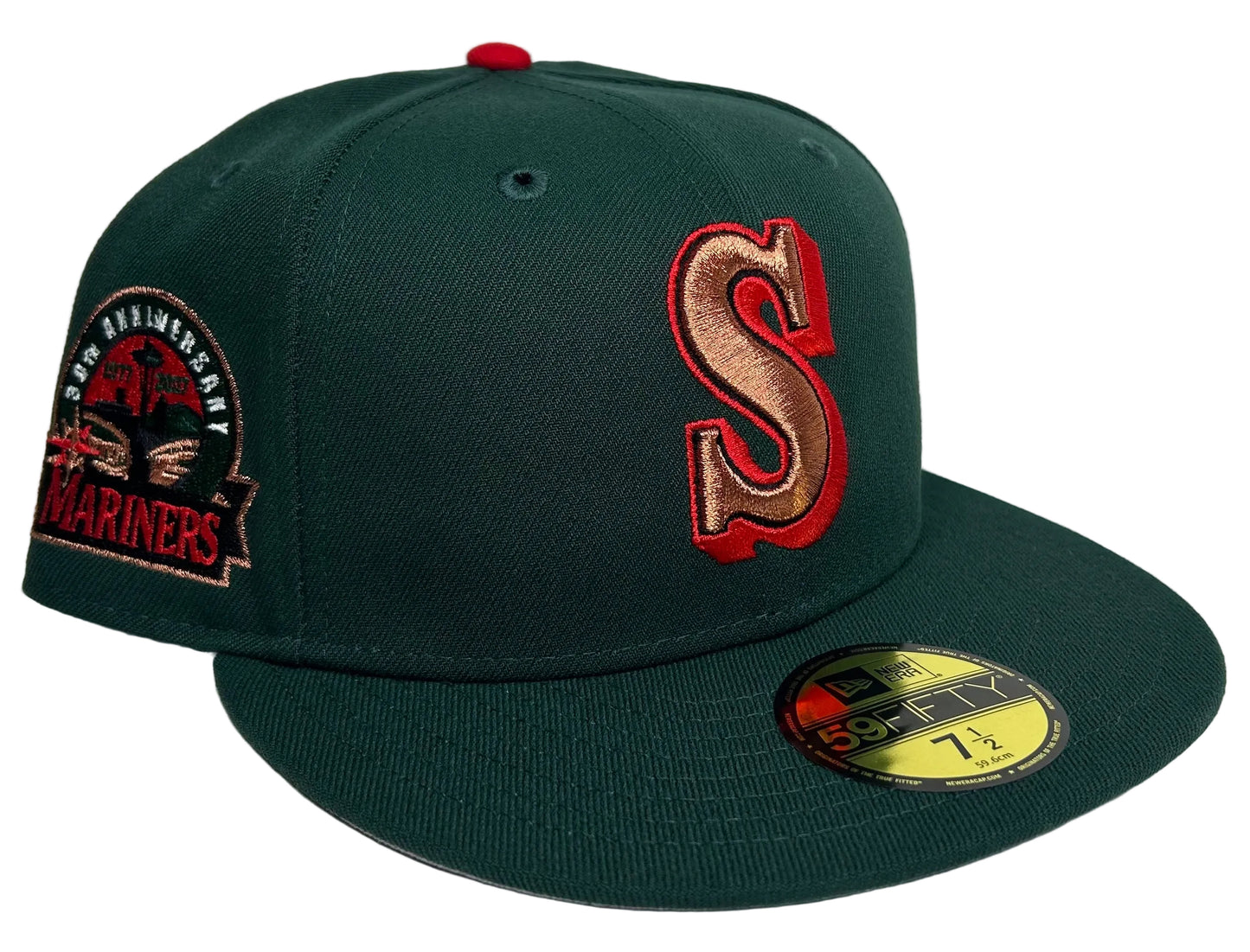 New Era 59Fifty Seattle Mariners fitted hat featuring a distinctive red top button and a 30th anniversary side patch.