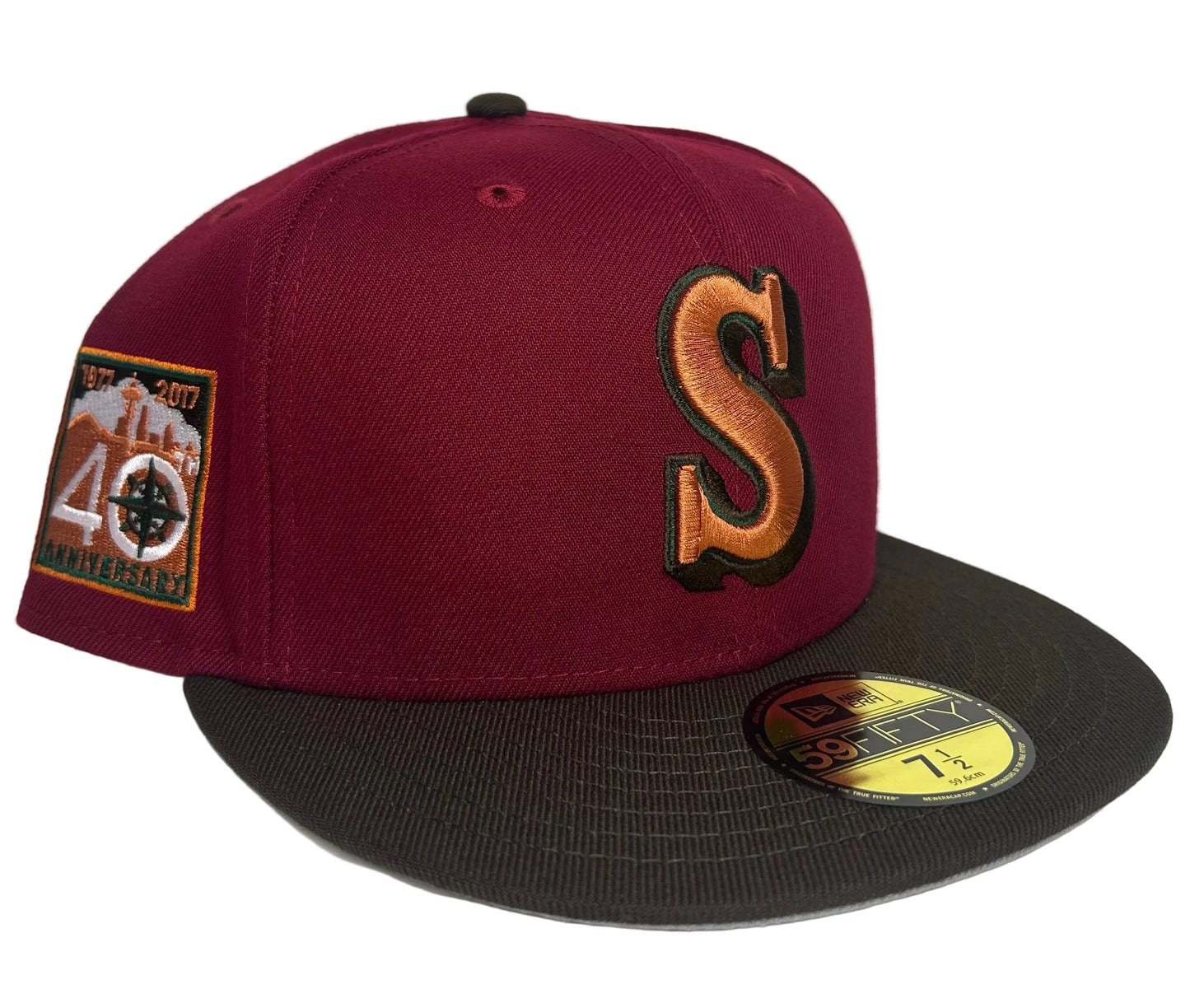 New Era Seattle Mariners Cardinal Two Tone 40th Anniversary fitted hat with a distinctive dark visor.