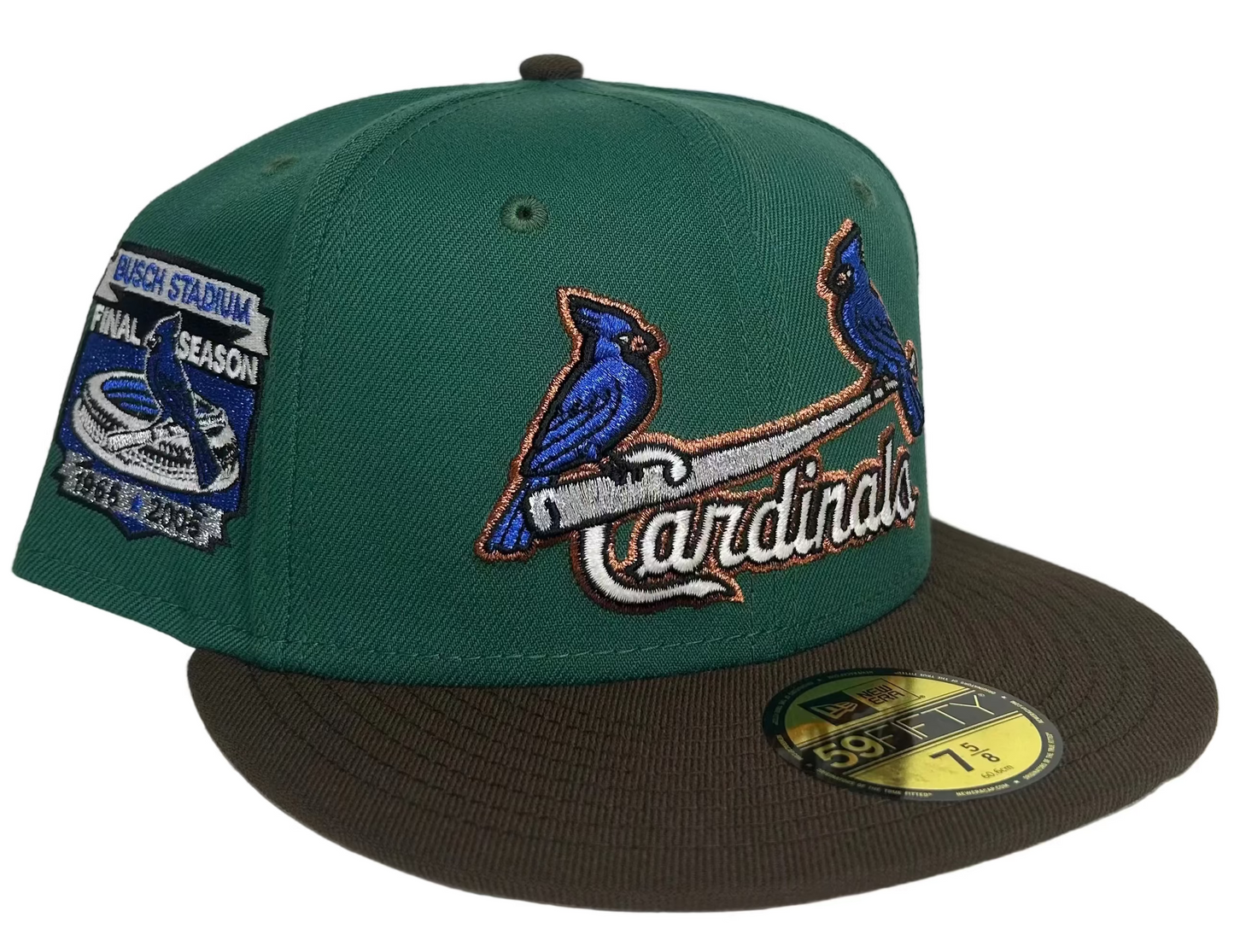 New Era 59Fifty St. Louis Cardinals fitted hat features a distinct "Busch Stadium Final Season 2005" patch on the side.