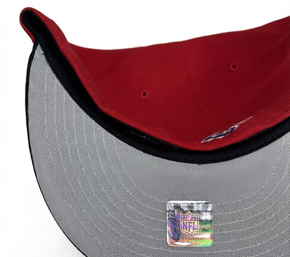 New Era 59Fifty fitted cap features a prominent Houston Texans logo and a 2002 inaugural season side patch.
