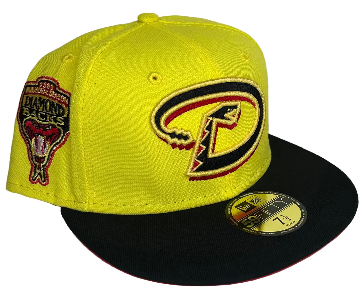 New Era 59Fifty Arizona Diamondbacks hat features a vibrant yellow crown and a contrasting black visor.
