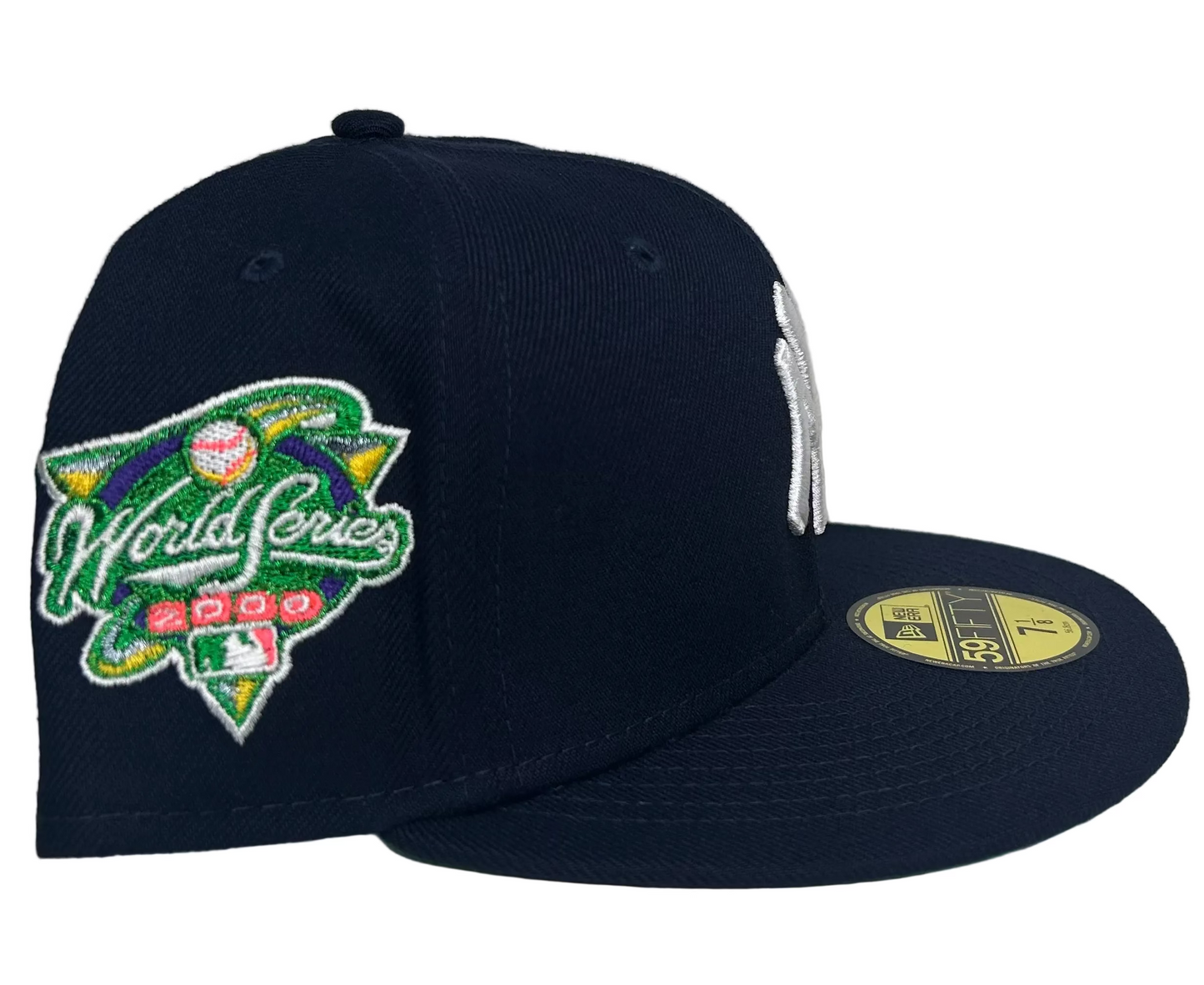 New Era New York Yankees 59FIFTY fitted cap in navy with a white embroidered "NY" logo and a 2000 World Series side patch.