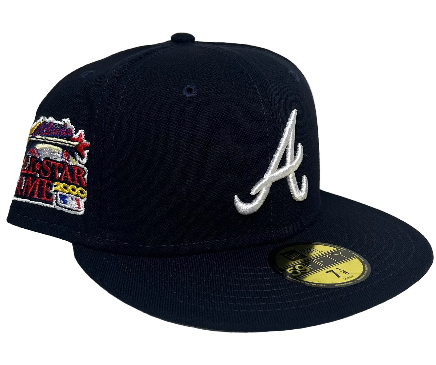New Era Atlanta Braves 59FIFTY fitted hat features a 2000 All-Star Game side patch and a gray undervisor.