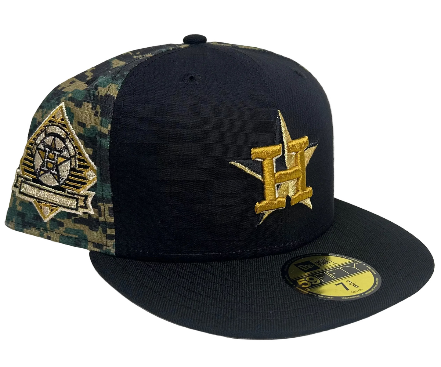 New Era Houston Astros 59FIFTY fitted hat from the 2024 MLB Armed Forces Day collection, featuring a camouflage pattern on the side panels and a gold embroidered team logo.