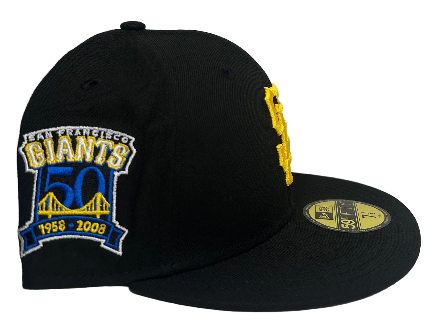 New Era San Francisco Giants 59FIFTY fitted hat in black with a striking yellow embroidered team logo and a commemorative side patch.