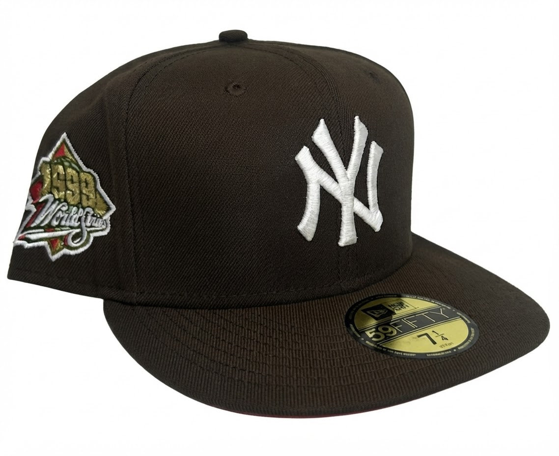 New Era 59FIFTY New York Yankees fitted hat Brown & Red UV featuring a 1999 World Series side patch.