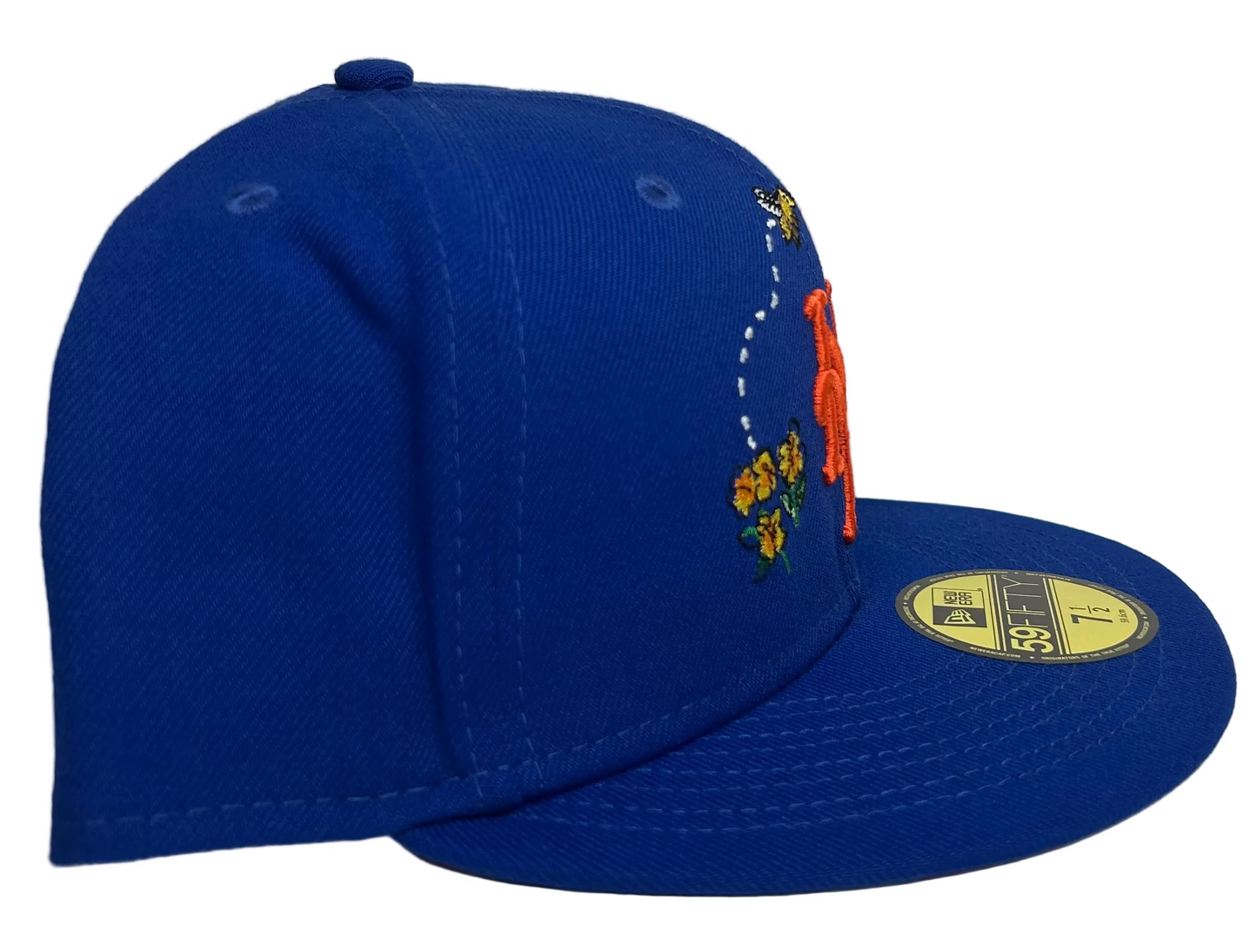 New Era New York Mets 59FIFTY fitted hat featuring an embroidered orange team logo accented by a whimsical bee and yellow floral design.