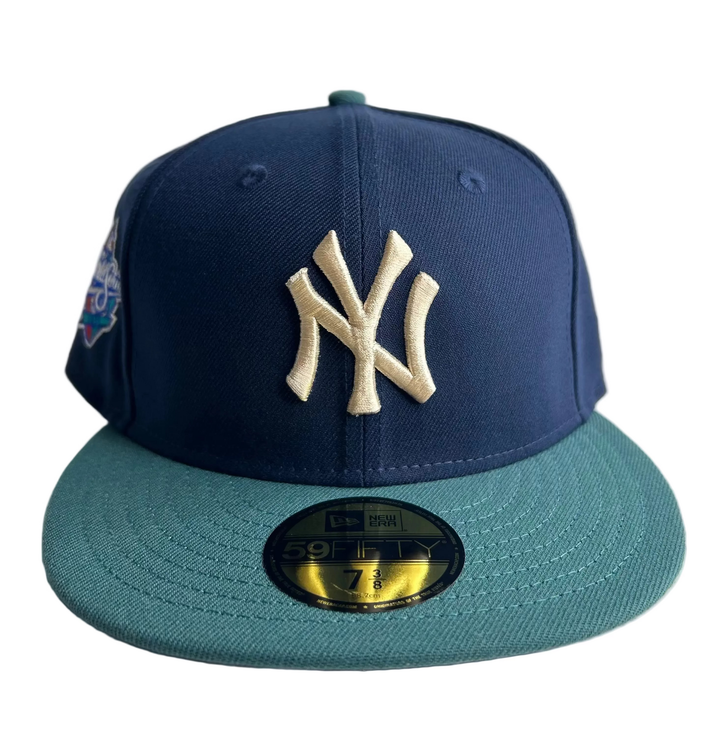 New Era New York Yankees Oceanside 59FIFTY fitted hat with a World Series side patch.
