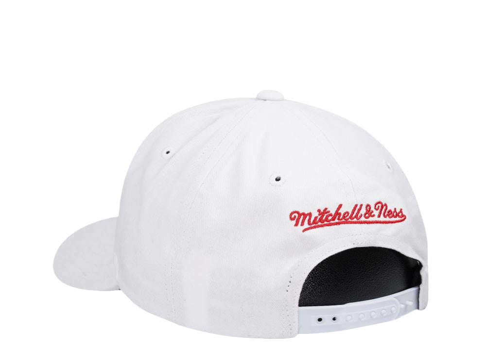 Mitchell & Ness Detroit Redwings All in Pro White SnapBack Hat.