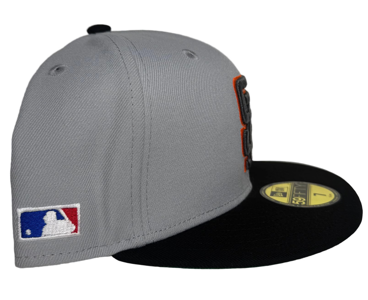 New Era San Francisco Giants 59FIFTY fitted hat, specifically a gray and black two-tone version W/ a Side Batty & Green UV.