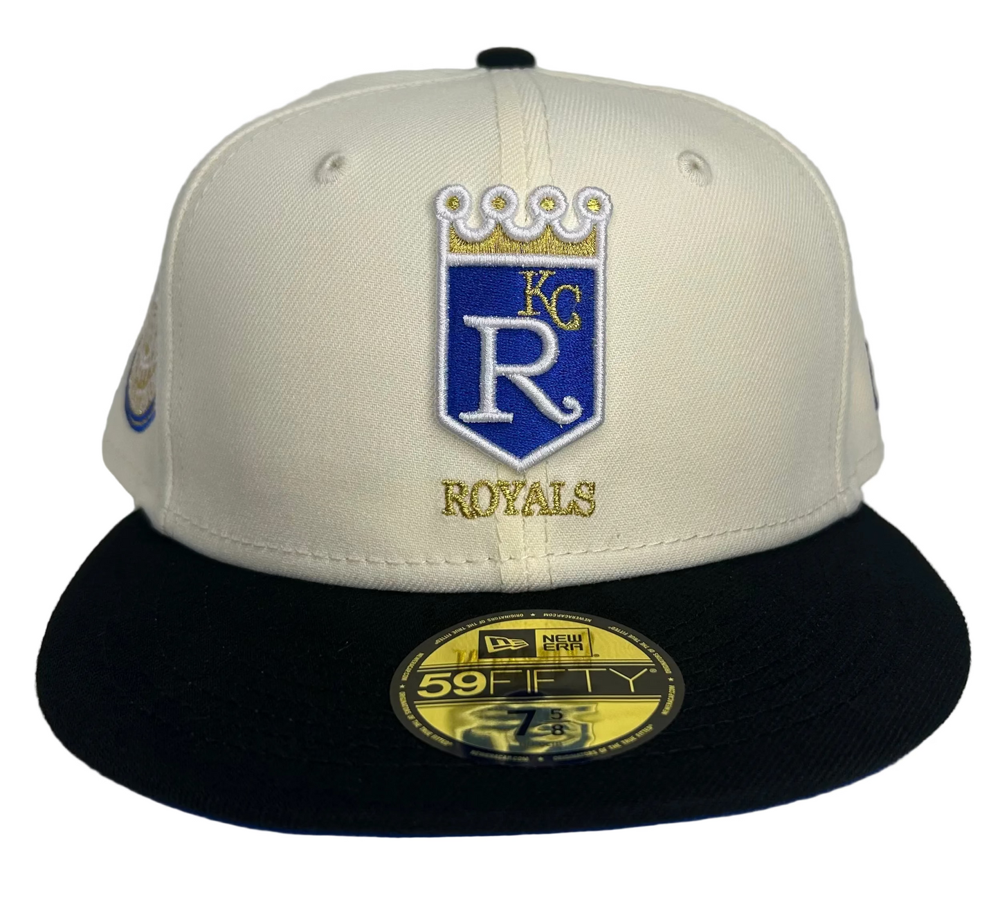 Kansas City Royals 59FIFTY fitted hat is produced by New Era and features a two-tone design with an off-white crown and a black brim. 