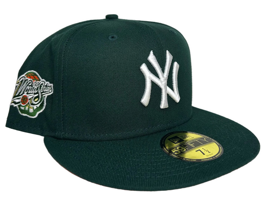 New Era 59Fifty New York Yankees fitted hat in dark green featuring a 1998 World Series side patch.