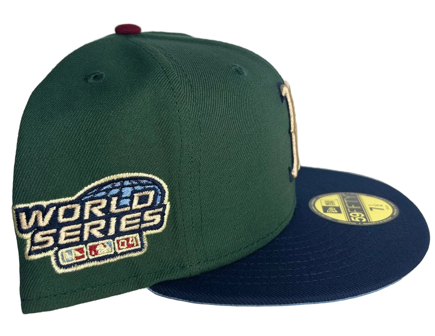 New Era Boston Red Sox 2004 World Series 59FIFTY fitted hat with a green crown and navy visor.