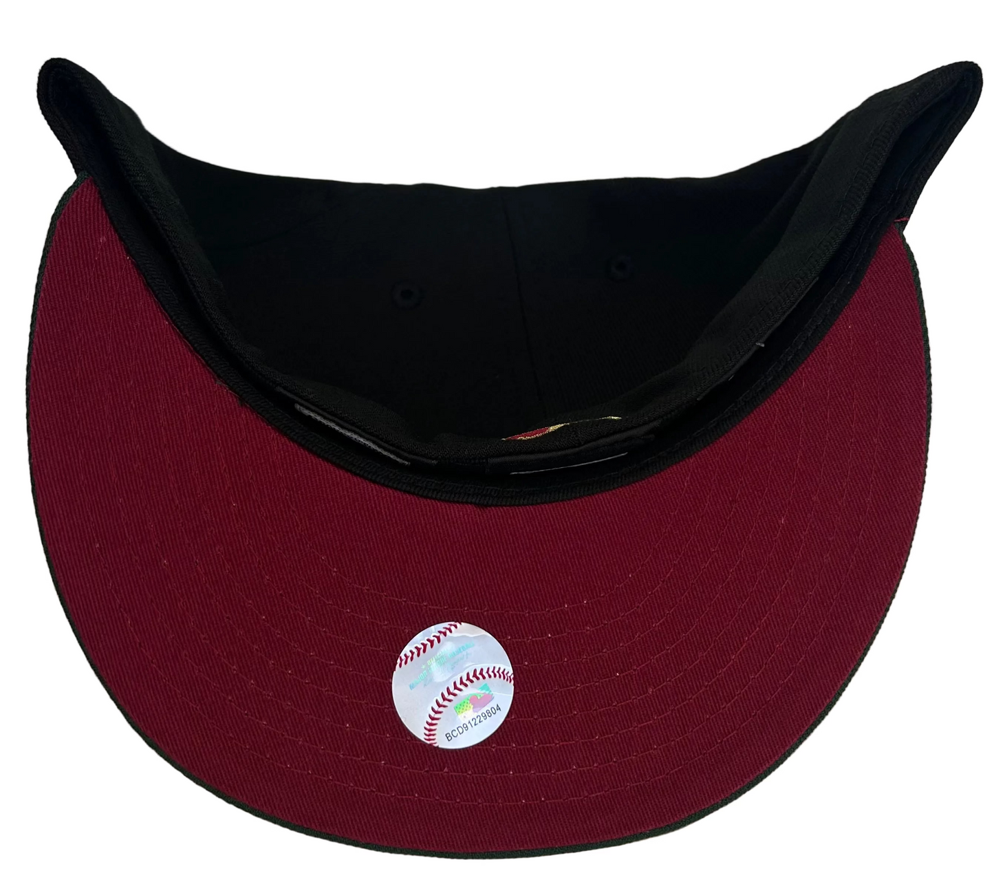 New Era 59Fifty San Francisco Giants fitted hat featuring a black crown, dark green visor, and a red embroidered "Gucci.”