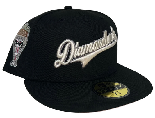 New Era 59FIFTY Arizona Diamondbacks fitted hat in black featuring a "Diamondbacks" script logo on the front and a commemorative side patch.