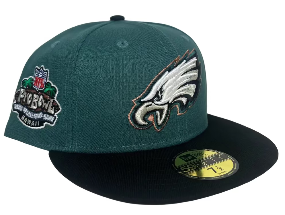 New Era Philadelphia Eagles 59FIFTY fitted hat with a dark green crown, black brim, and a 2000 Pro Bowl side patch.