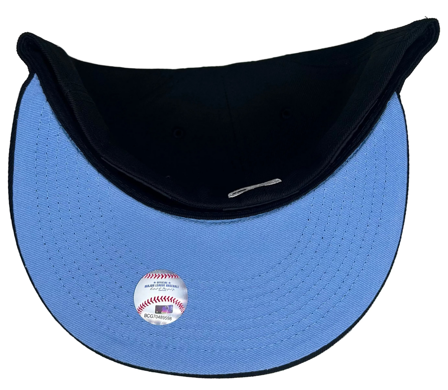 New Era San Francisco Giants "Cloud" 2010 World Series 59FIFTY fitted hat in black.