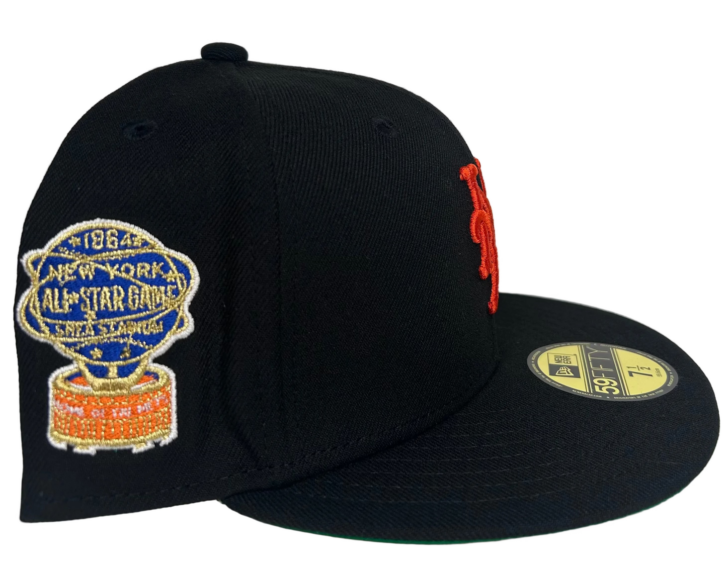 New Era New York Mets 59FIFTY fitted cap featuring a special event side patch.