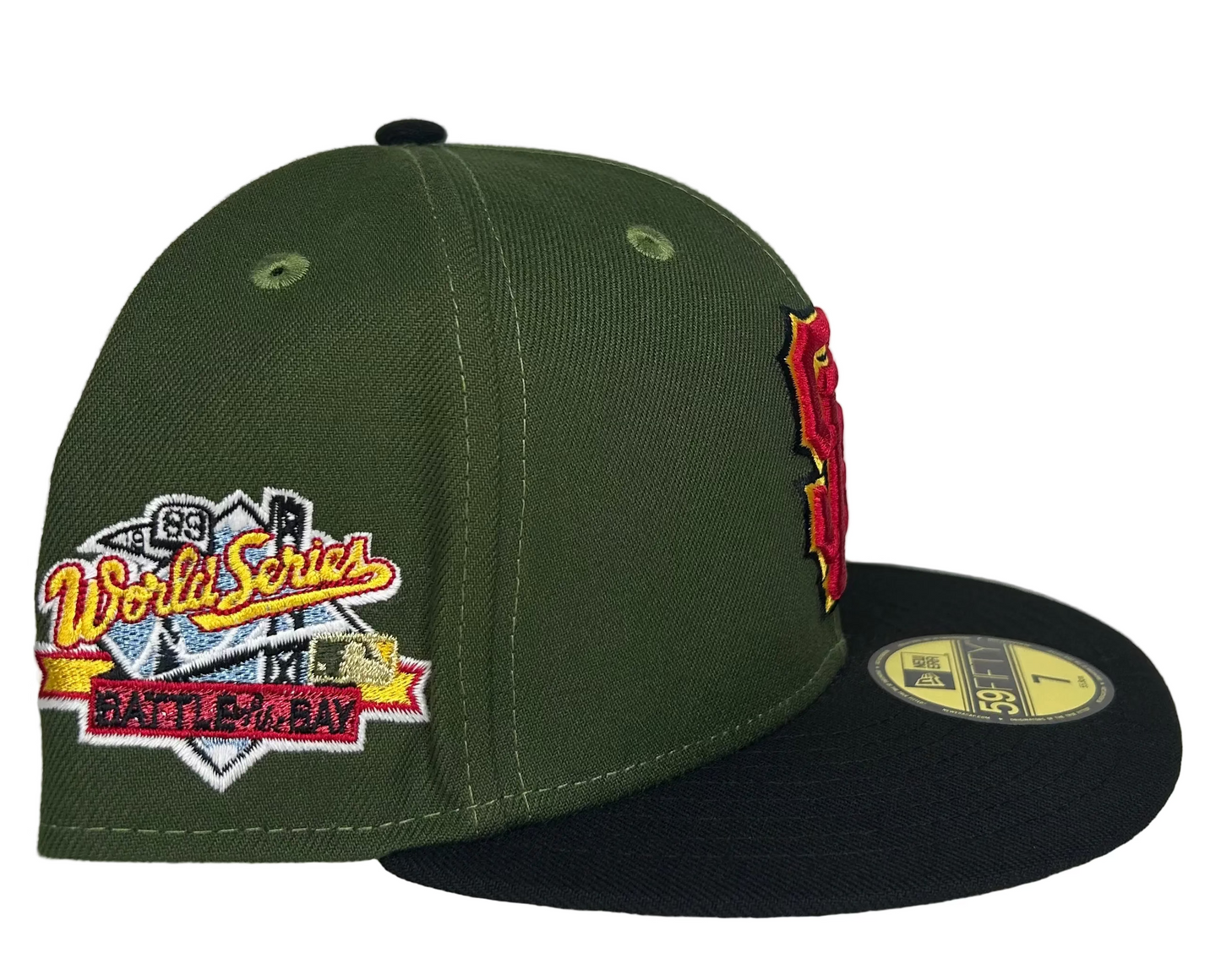 New Era San Francisco Giants  “ZILLA 2.0" 59FIFTY fitted hat with an olive green crown and a black visor.