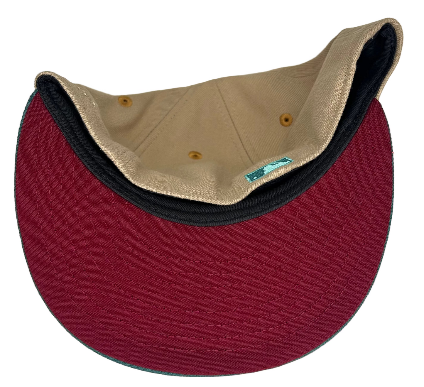 New Era 59FIFTY Los Angeles Dodgers fitted hat featuring a camel-colored crown, a pine green brim, and a 40th anniversary side patch.