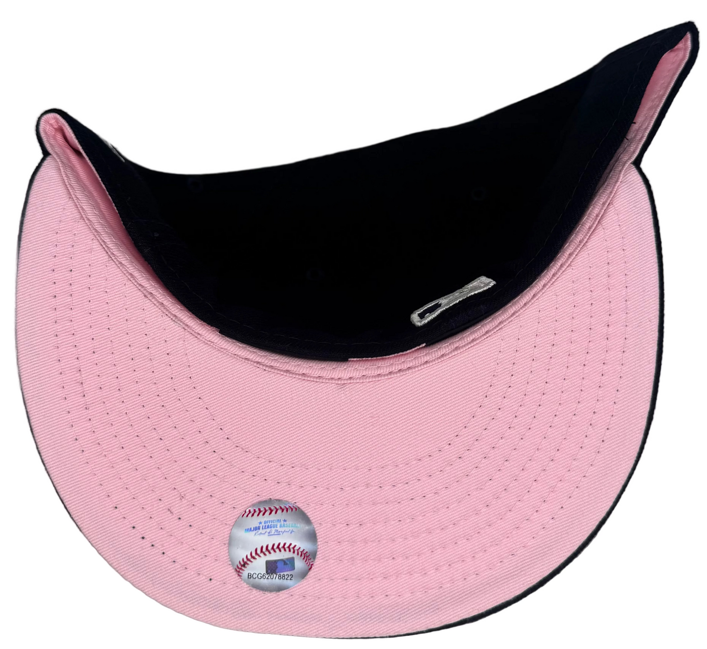 59FIFTY NEW YORK YANKEES POP SWEAT W/ PINK UV FITTED HAT.