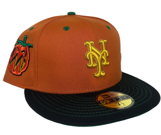 New Era 59FIFTY New York Mets fitted hat featuring a unique Halloween-themed side patch.