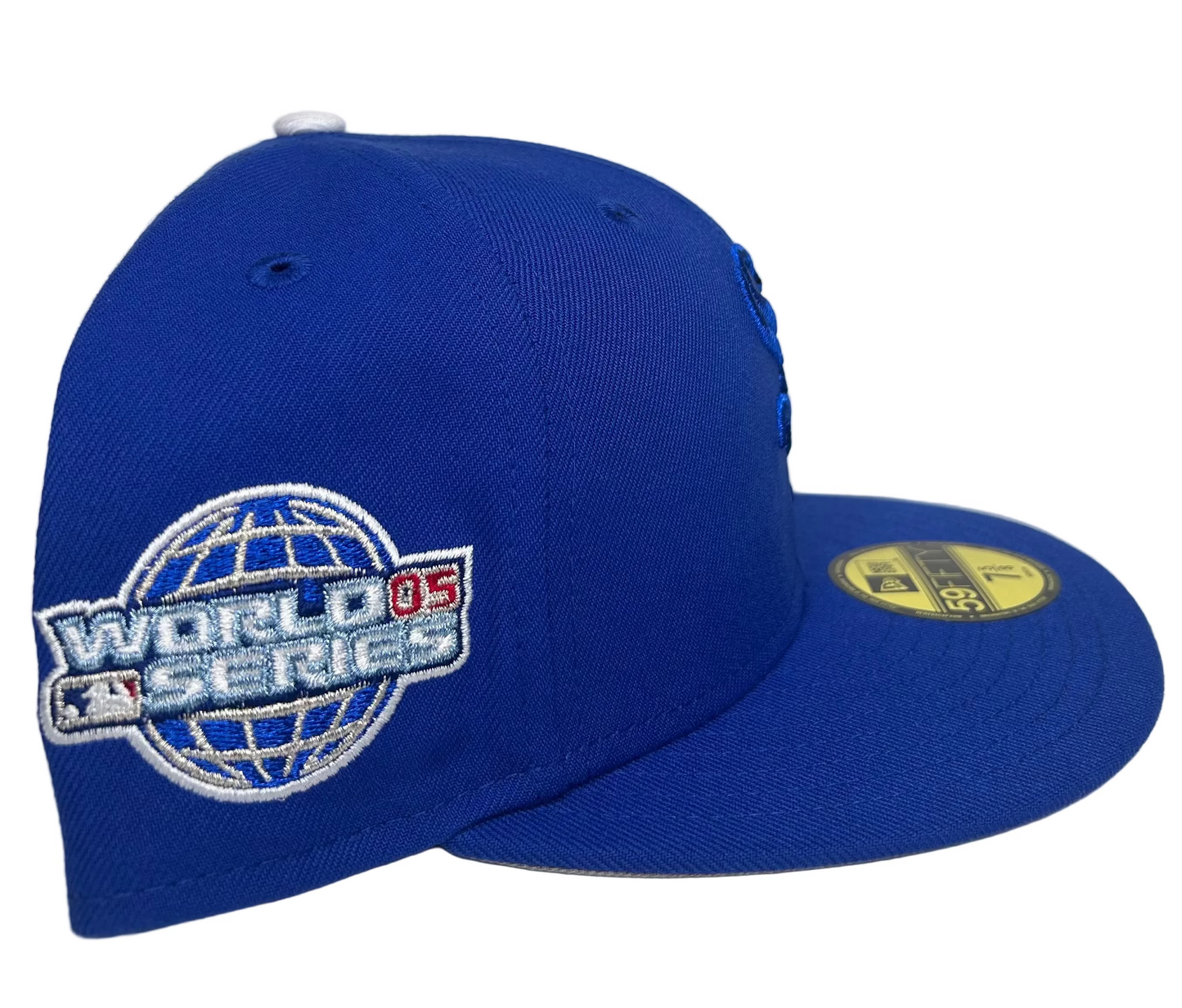 New Era 59Fifty Chicago White Sox fitted hat features a 2005 World Series side patch.